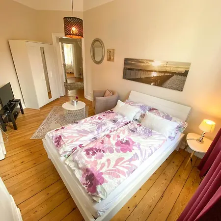 VILLA HanseART Lübeck - Privatzimmer in zentraler Lage-3